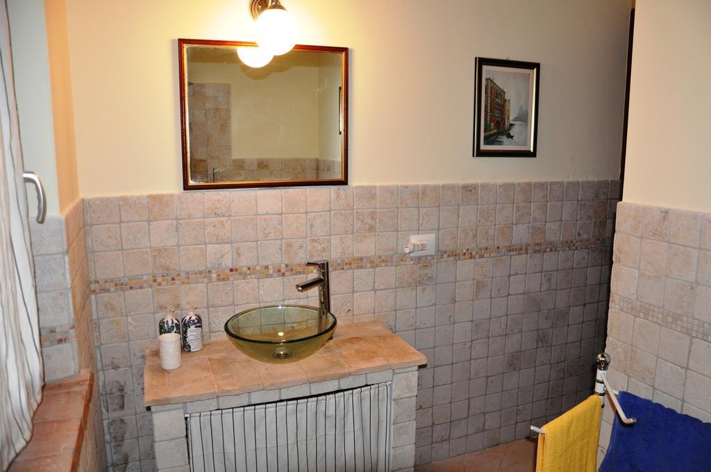 Montecristo Country House Manciano Habitación foto